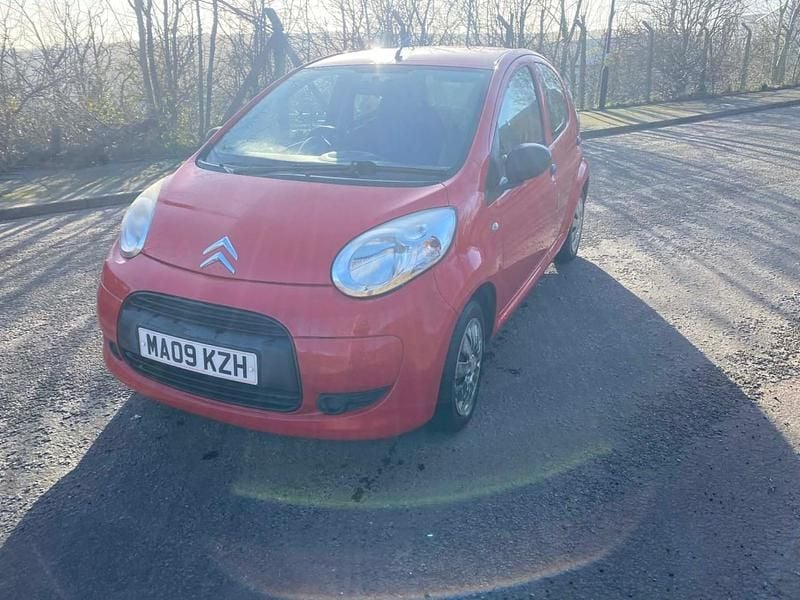 Used Citroën C1 68 HP (50 kW) 2009 Red Hatchback