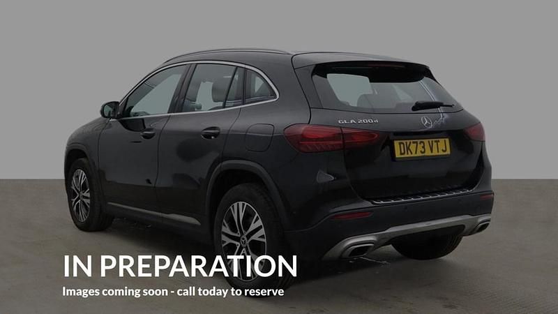 Used Mercedes GLA200 Executive 150 HP (110 kW) 2023 Black SUV