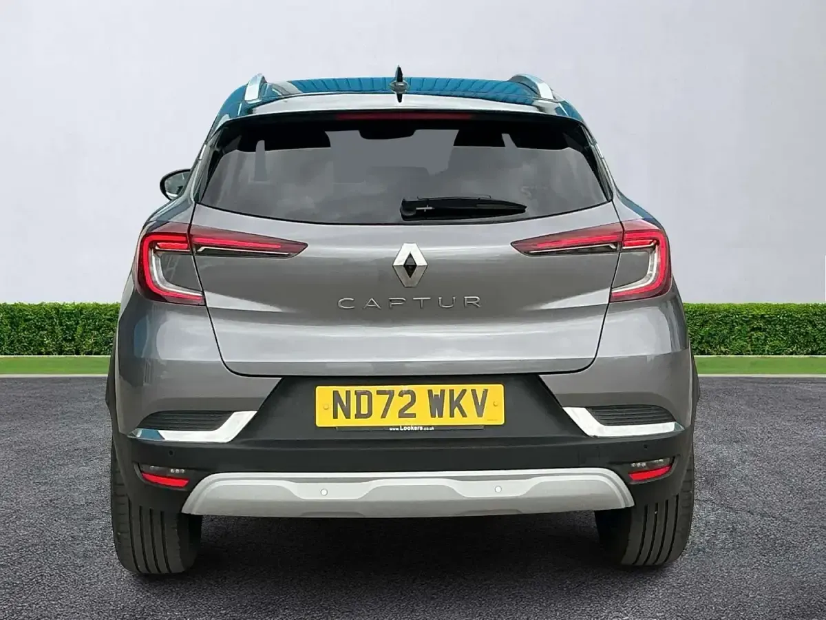 Used Renault Captur Techno 91 HP (66 kW) 2022 Grey/black SUV