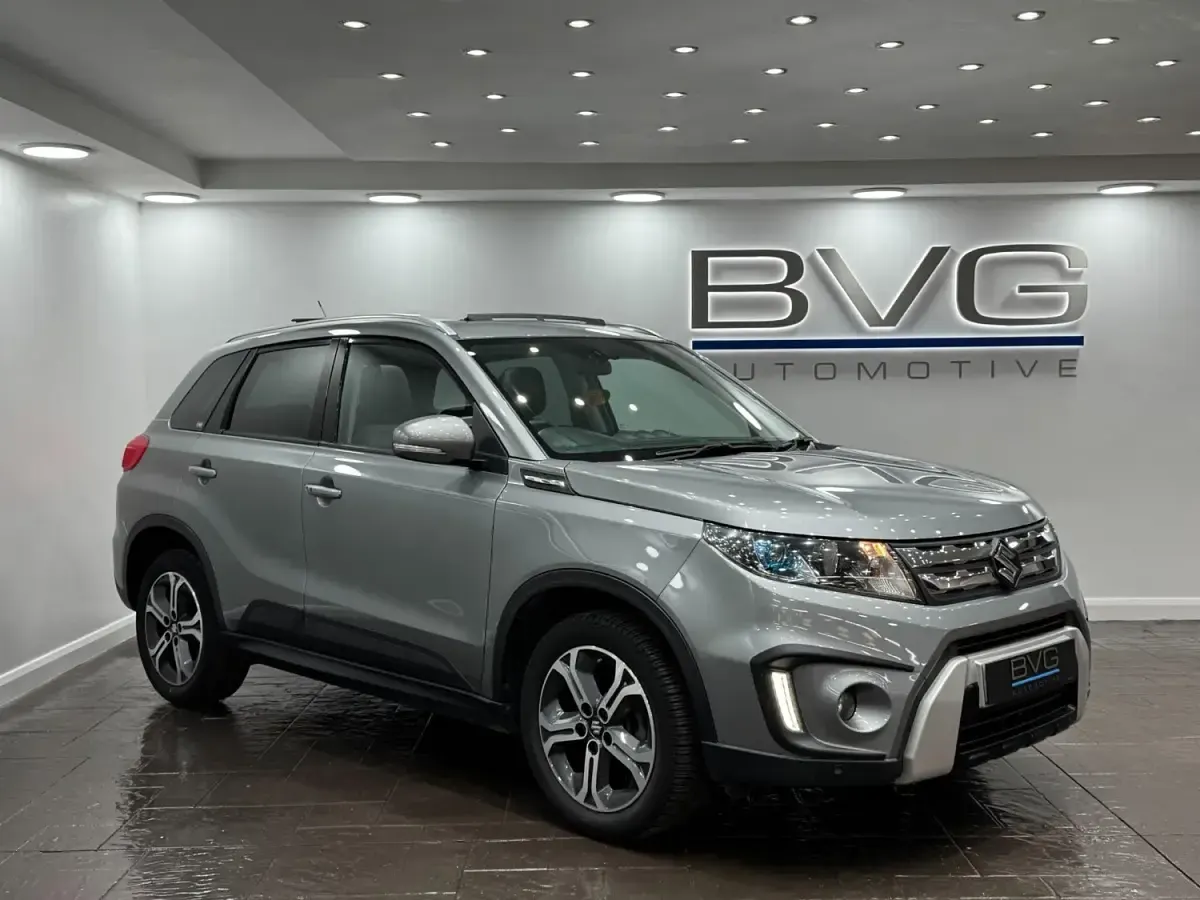 Second-hand Suzuki Vitara SZ5 120 CP (88 kW) 2015 Gri SUV