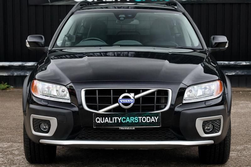 Used Volvo XC70 SE 2013 Black Estate
