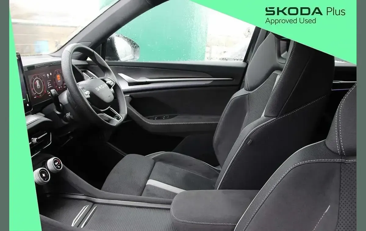 Used Skoda Kodiaq SportLine 150 HP (110 kW) 2025 Black magic pearl effect SUV