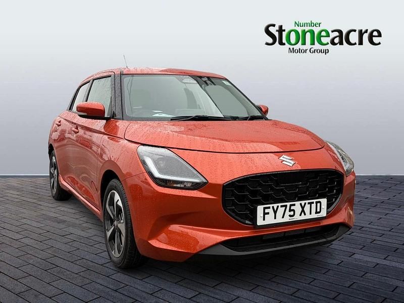 New Suzuki Swift 82 HP (60 kW) 2025 Orange Hatchback