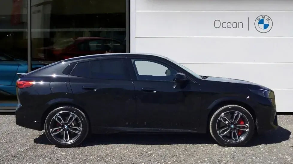 Used BMW iX2 M Sport 227 kW (309 HP) 2025 Black SUV