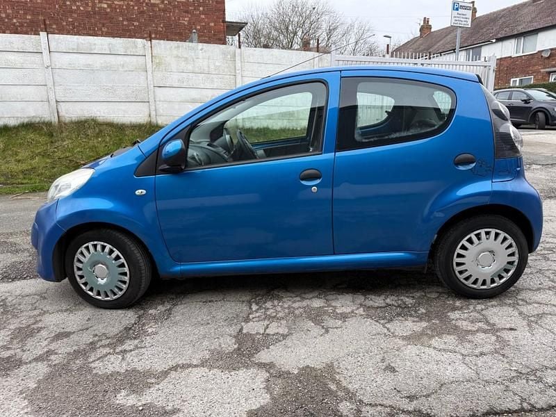 Used Citroën C1 68 HP (50 kW) 2009 Blue Hatchback