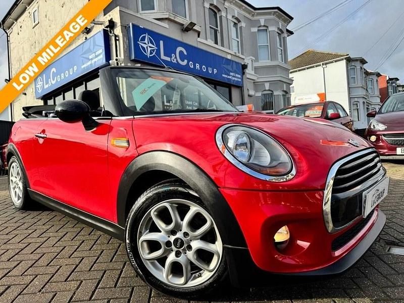 Used Mini Cooper Cabriolet 2017 Red Cabriolet