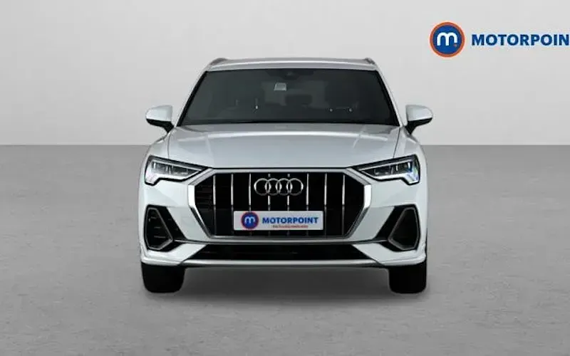 Używany Audi Q3 S-Line 150 KM (110 kW) 2023 SUV