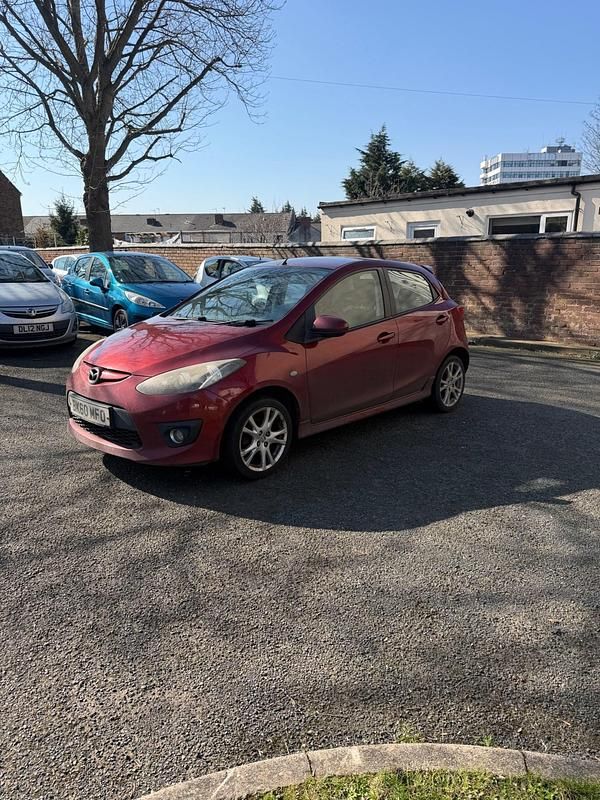 Used Mazda 2 2010 Red Hatchback