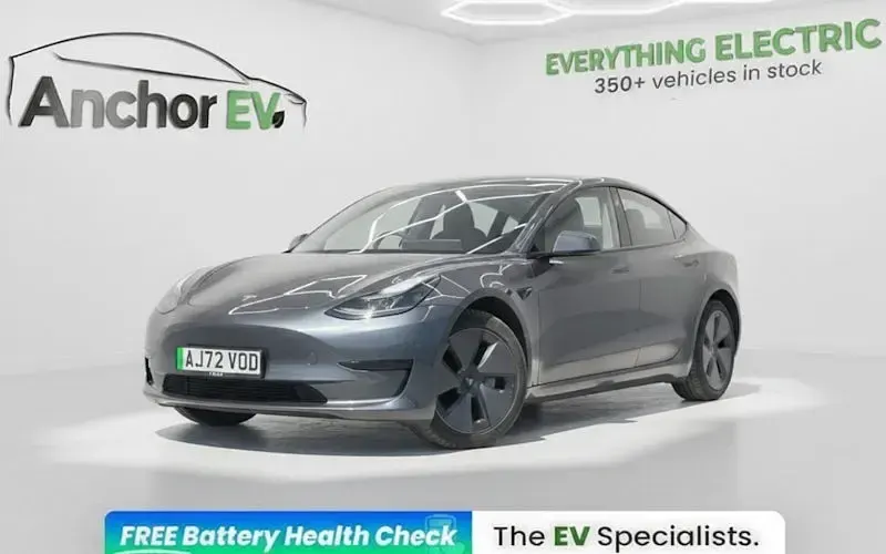 Used Tesla Model 3 Standard Range 180 kW (245 HP) 2023 Sedan