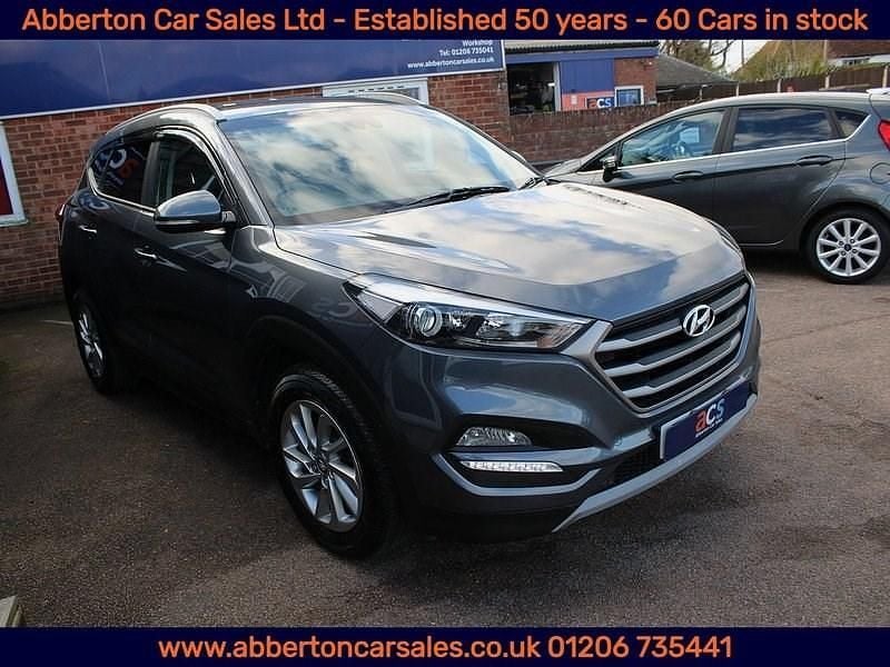 Used Hyundai Tucson SE 141 HP (103 kW) 2017 Grey SUV
