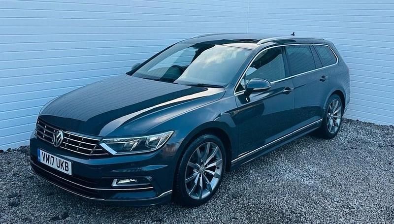 Used VW Passat R-line 190 HP (139 kW) 2017 Grey Estate