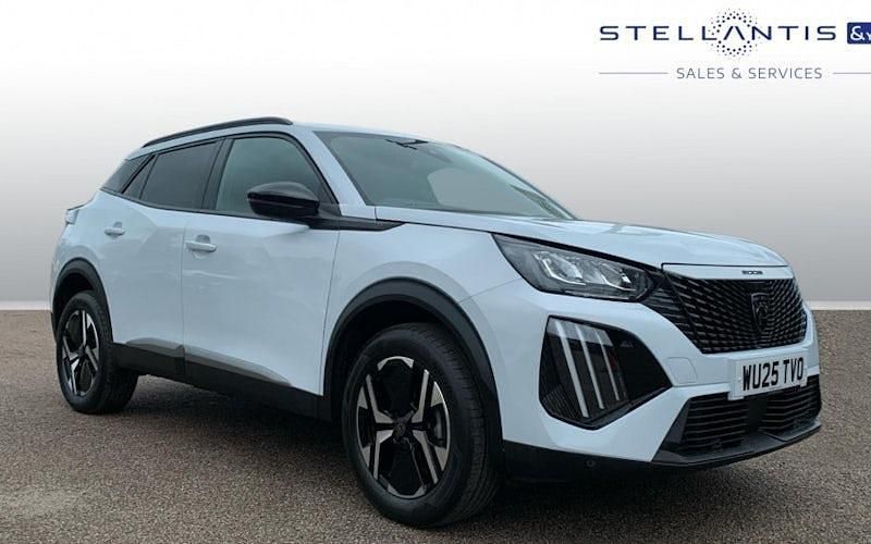 Used Peugeot 2008 Allure 131 HP (96 kW) 2024 White SUV