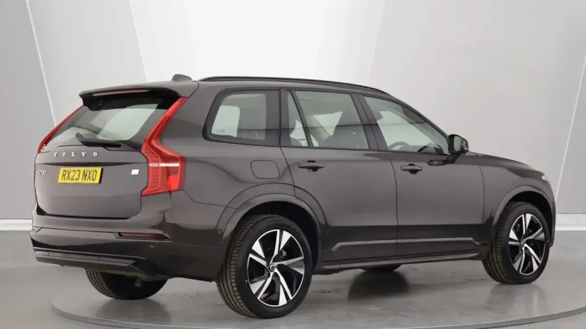 Used Volvo XC90 Plus 455 HP (334 kW) 2023 SUV