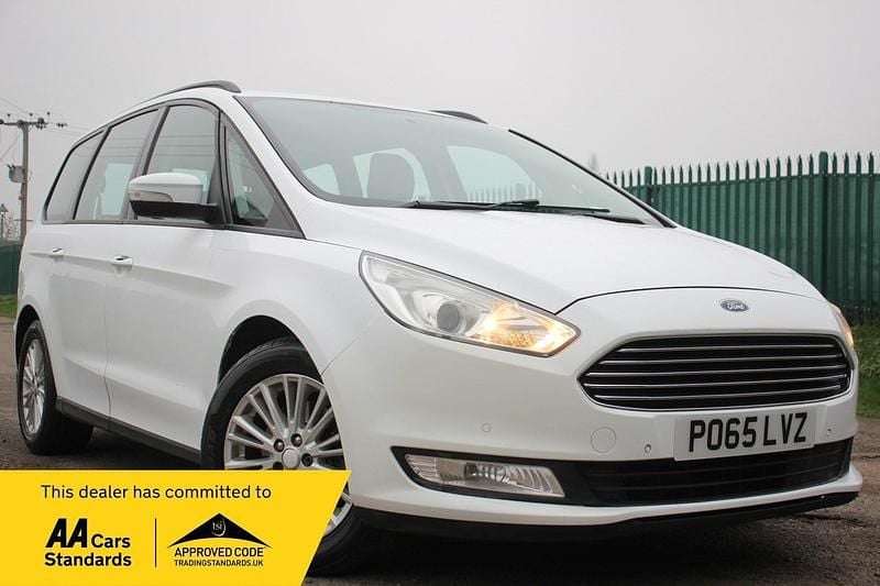 Used Ford Galaxy Zetec 2022 White MPV