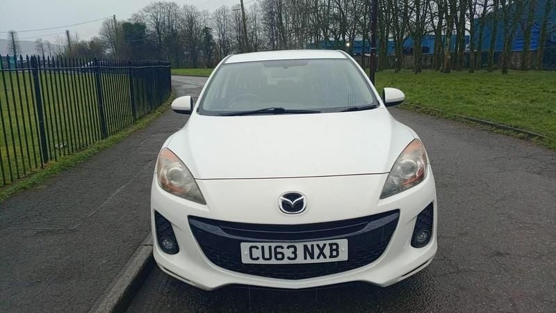Used Mazda 3 105 HP (77 kW) 2013 White Hatchback