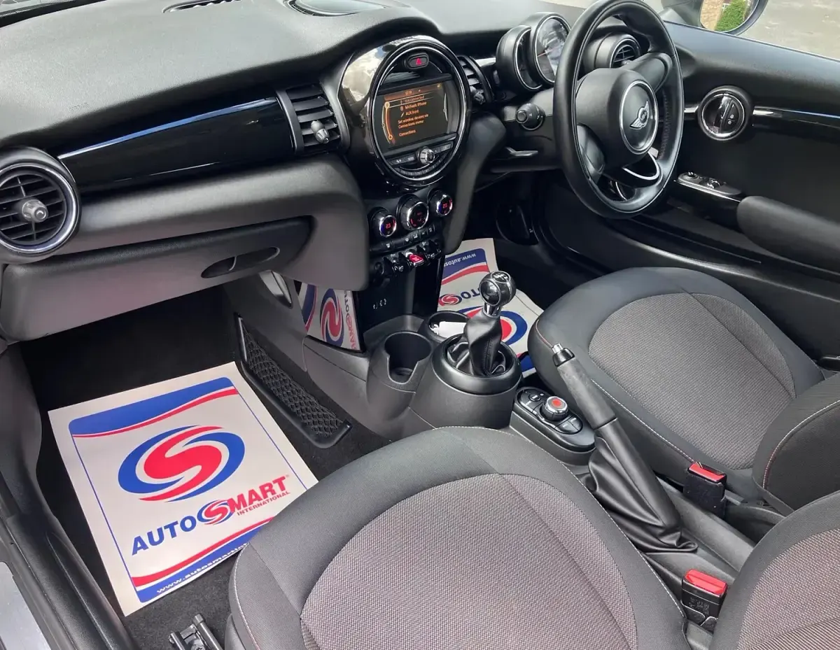 Used Mini ONE Hatch 102 HP (75 kW) 2015 White Hatchback