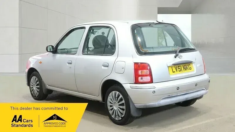 Used Nissan Micra S 60 HP (44 kW) 2001 Silver Hatchback