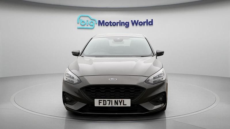 Used Ford Focus ST-Line X 155 HP (114 kW) 2021 Grey Hatchback