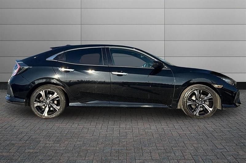 Used Honda Civic Prestige 182 HP (133 kW) 2017 Black Hatchback