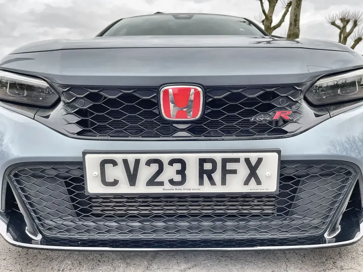 Käytetty Honda Civic Type R 324 HP (238 kW) 2023 Harmaa Viistoperä