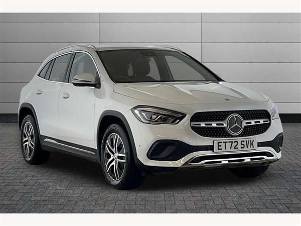 White Used 2022 Mercedes GLA180 Executive SUV | £26,495 (Fair price) - Image 1/4