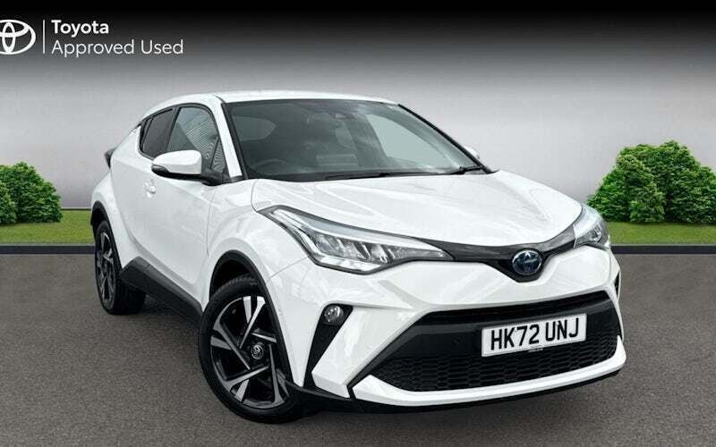 Pure white Used 2022 Toyota C-HR Design SUV | £20,200 (Fair price) - Image 1/4