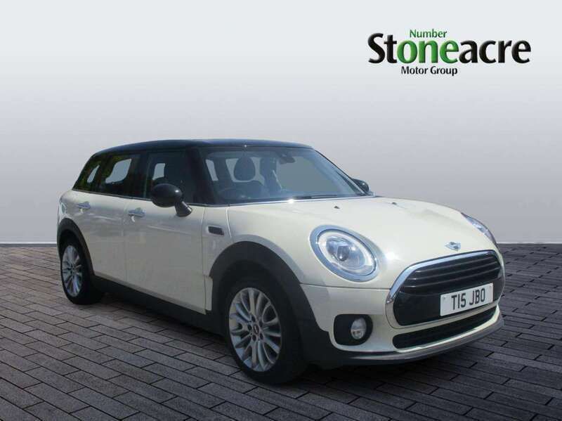 White Used 2016 Mini Cooper Clubman Estate | £8,450 (Fair price) - Image 1/4