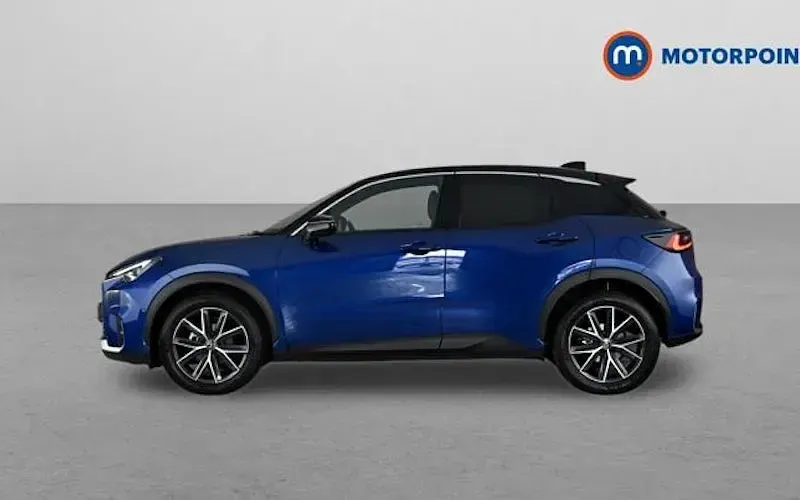 Used Lexus LBX 136 HP (100 kW) 2025 Blue/black SUV