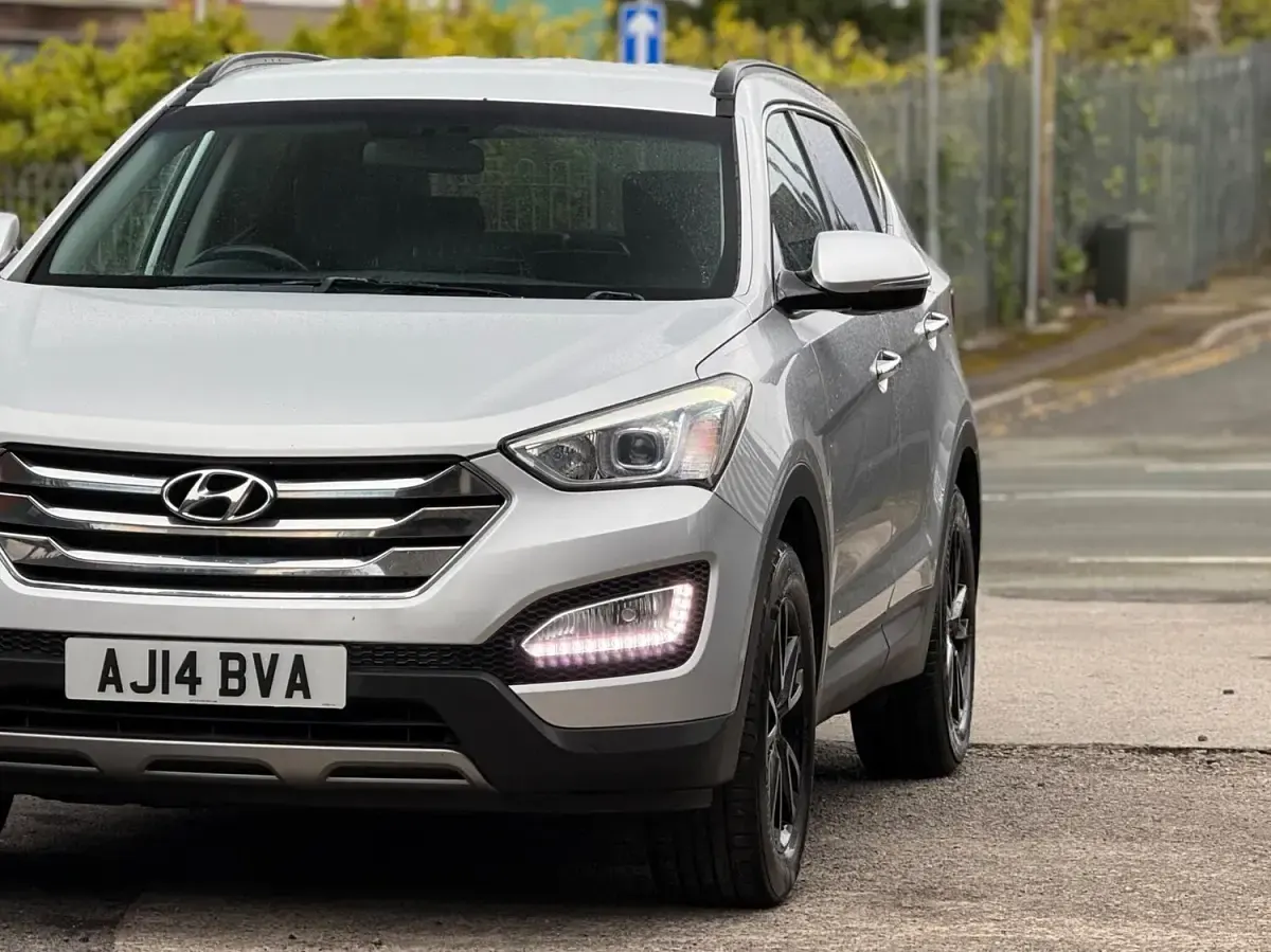 Used Hyundai Santa Fe Premium 197 HP (144 kW) 2014 Silver SUV