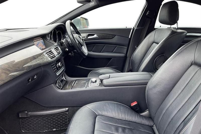 Used Mercedes CLS350 AMG 265 HP (194 kW) 2013 Palladium silver Sedan
