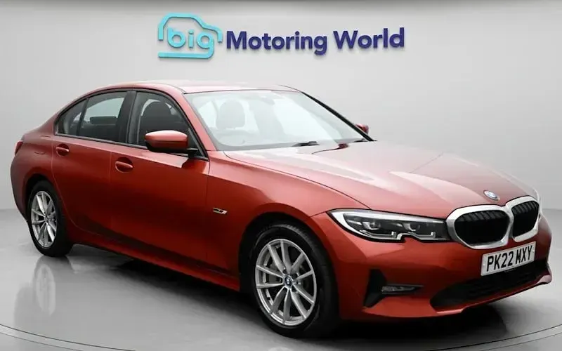 Usado BMW 330e 292 HP (214 kW) 2022 Sedan