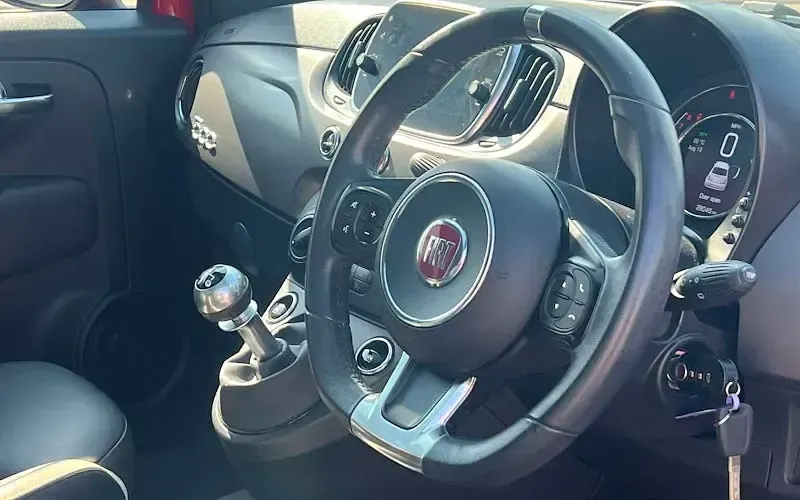 Used Fiat 500 Rock 69 HP (50 kW) 2019 Red Hatchback