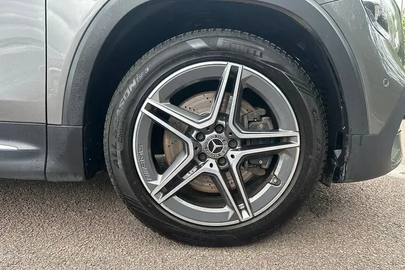 Used Mercedes GLB220 AMG line 190 HP (139 kW) 2021 Grey SUV