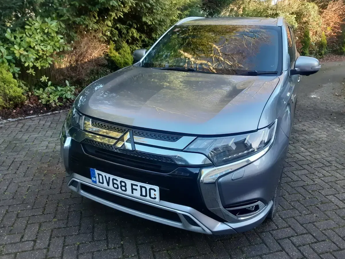 Used Mitsubishi Outlander P-HEV 2018 Grey Estate