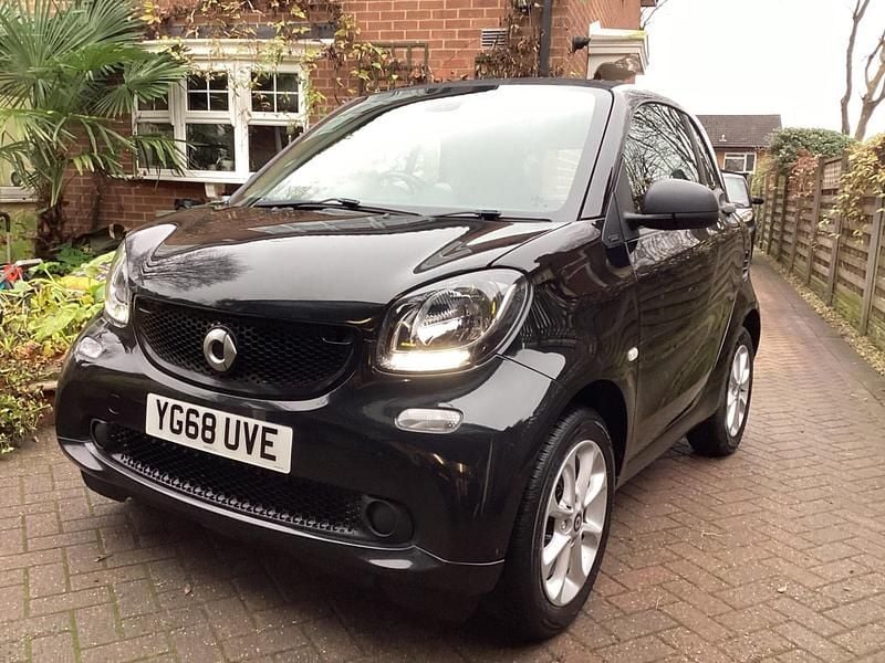 Black Used 2018 Smart ForTwo Coupé Passion Coupe | £4,600 (Fair price) - Image 1/4