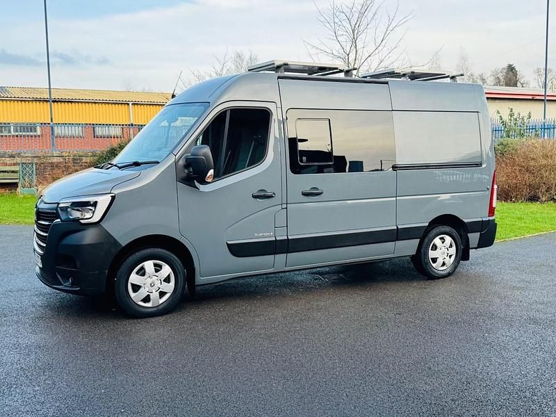 Used Renault Master Business 150 HP (110 kW) 2020 Grey MPV