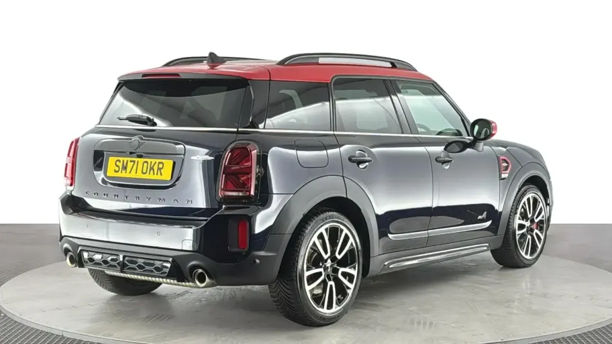 Used Mini John Cooper Works 306 HP (225 kW) 2022 Black Hatchback