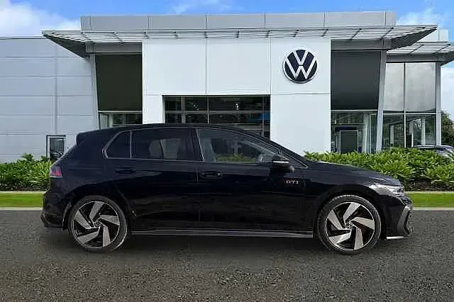 Used VW Golf VIII GTI 265 HP (194 kW) 2025 Black Hatchback