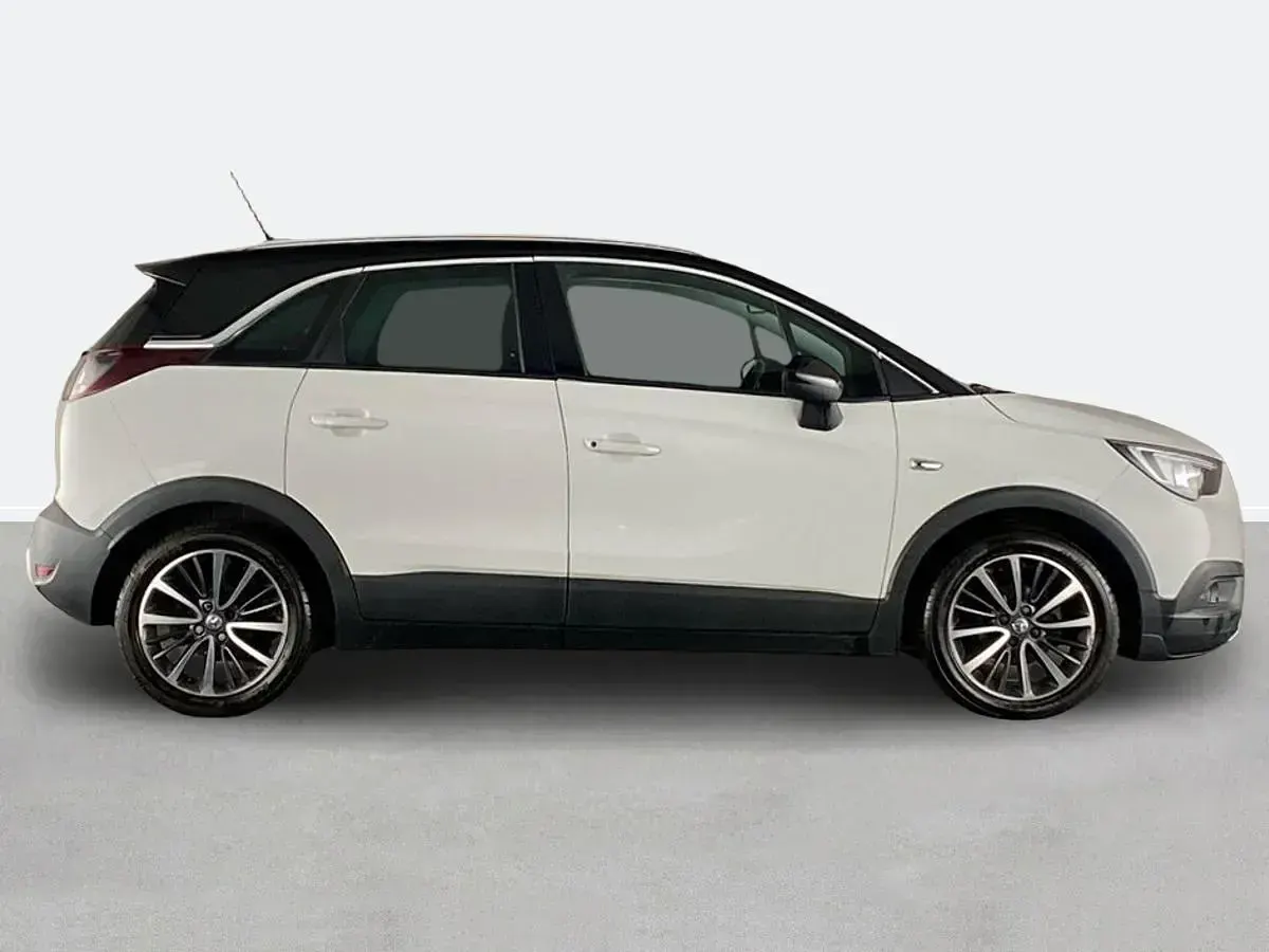 Used Vauxhall Crossland X Elite 81 HP (59 kW) 2019 White SUV