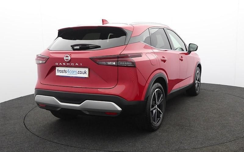 Used Nissan Qashqai Tekna 158 HP (116 kW) 2022 Red SUV
