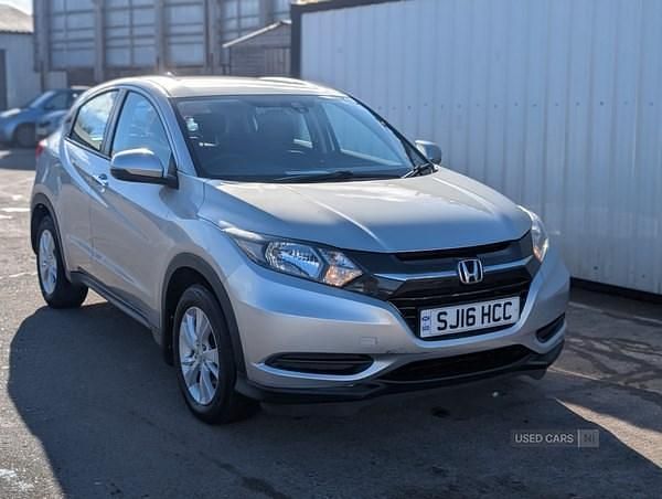 Used Honda HR-V S 130 HP (95 kW) 2016 Silver SUV