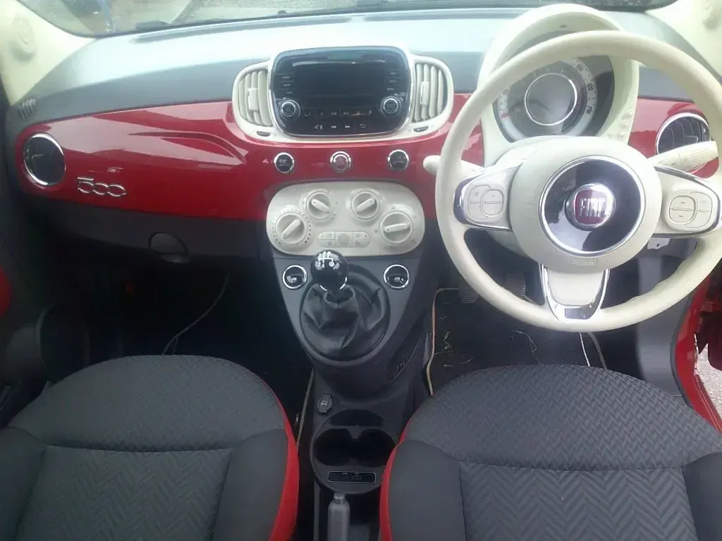 Used Fiat 500 Pop 69 HP (50 kW) 2015 Red Hatchback