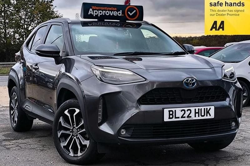Used 2022 Toyota Yaris Hybrid Design SUV | £19,445 (Fair price) - Image 1/1