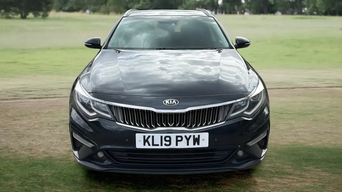 Used Kia Optima 136 HP (100 kW) 2019 Blue Estate