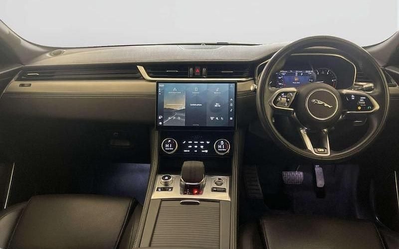 Used Jaguar F-Pace R-Dynamic 163 HP (119 kW) 2021 White SUV