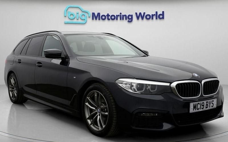 Used 2019 BMW 520 M Sport Estate | £17,000 (Good price) - Image 1/4
