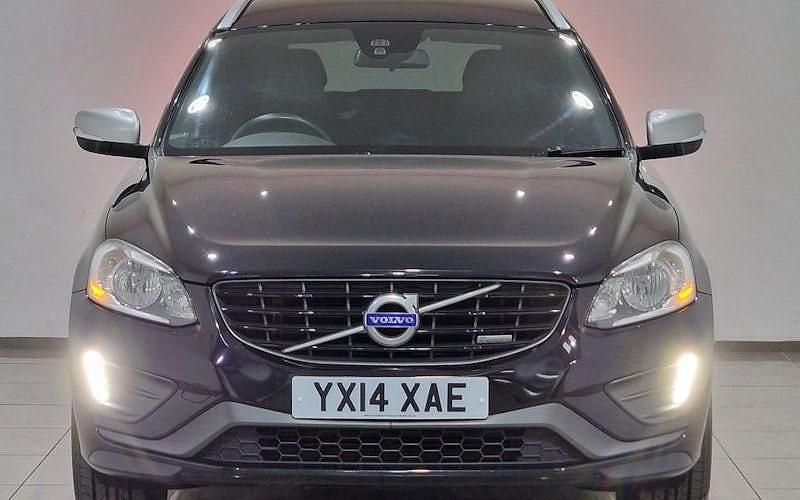 Used Volvo XC60 R-Design 215 HP (158 kW) 2015 SUV