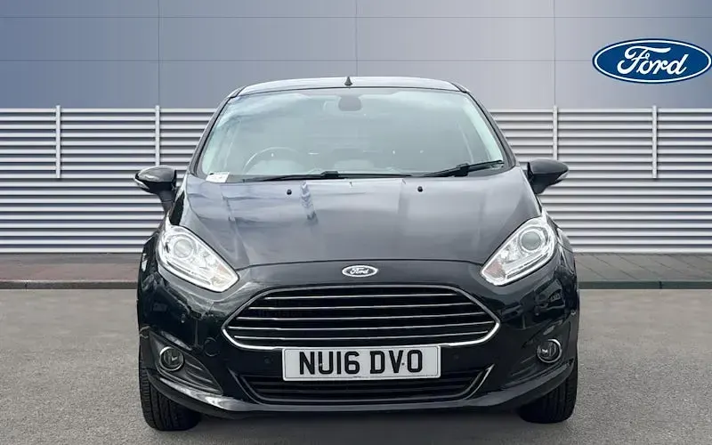 Used Ford Fiesta Titanium X 101 HP (74 kW) 2016 Black Hatchback