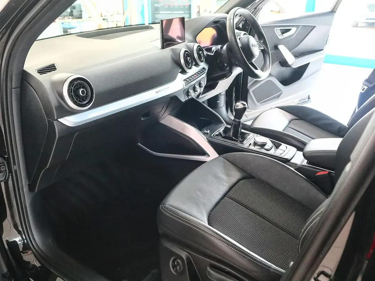 Used Audi Q2 S-Line 108 HP (79 kW) 2021 Black SUV