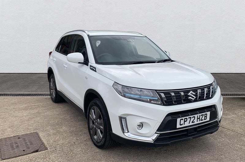 Used Suzuki Vitara SZ-T 116 HP (85 kW) 2023 White SUV